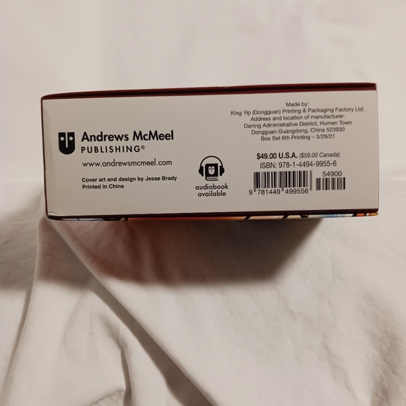 New! Trapped in a Video Game book series - Picture 3 of 5